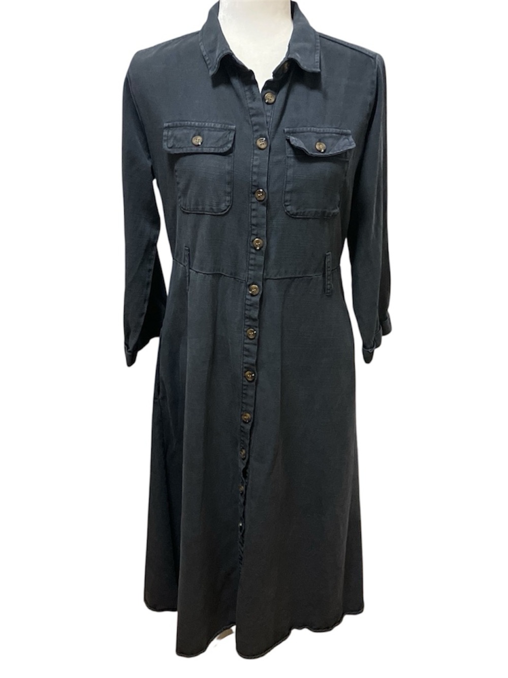 Velvet Heart Black Button-Front Midi Shirt Dress